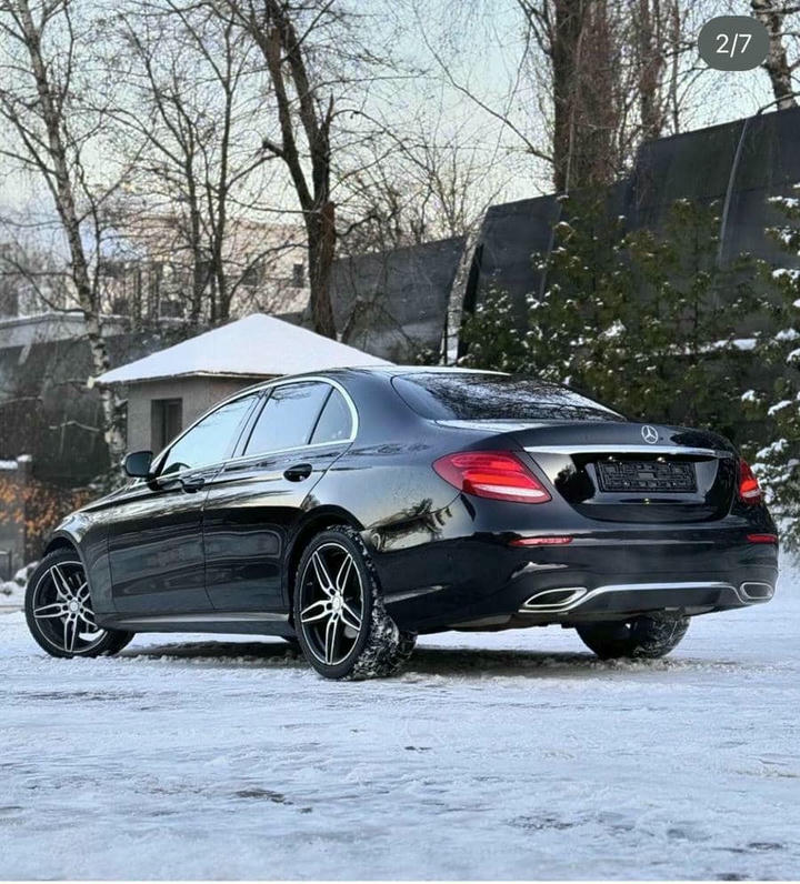 Mercedes Benz E200 w213
